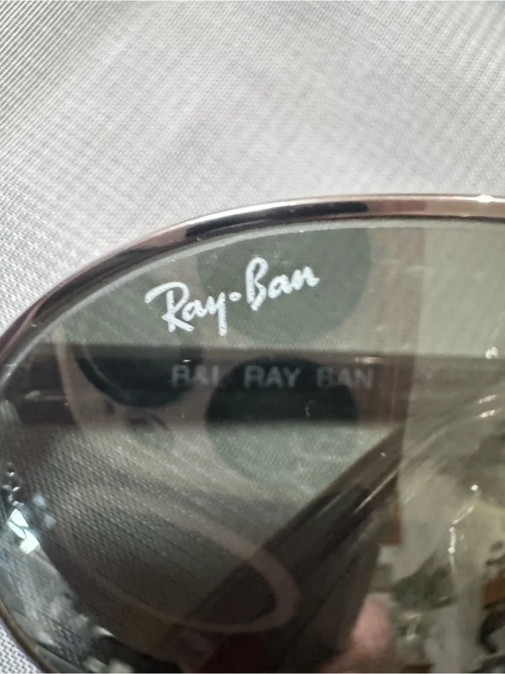 Vintage Ray-Ban Bausch & Lomb (B&L) Oval Sunglasses w/cloth & hard-shell case